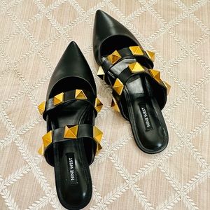 New Nine West Mules